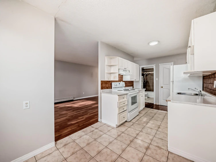 43-5619 105 Street, Edmonton, AB, T6H 2N2 - 17