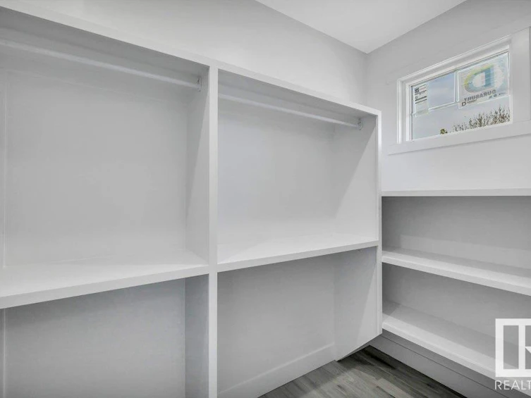 10421 55 Avenue, Edmonton, AB, T6H 0W5 - 23