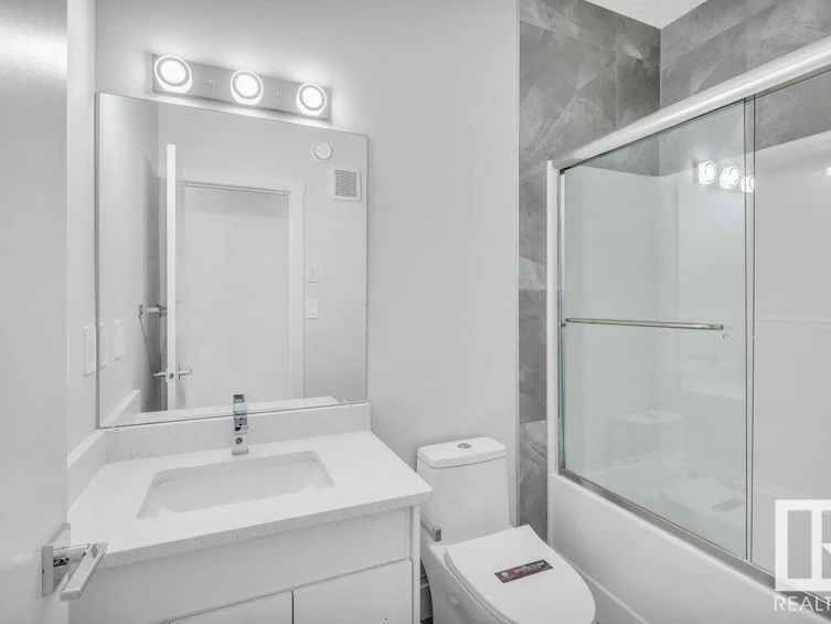 10219 151 Street, Edmonton, AB, T5P 1T6 - 25