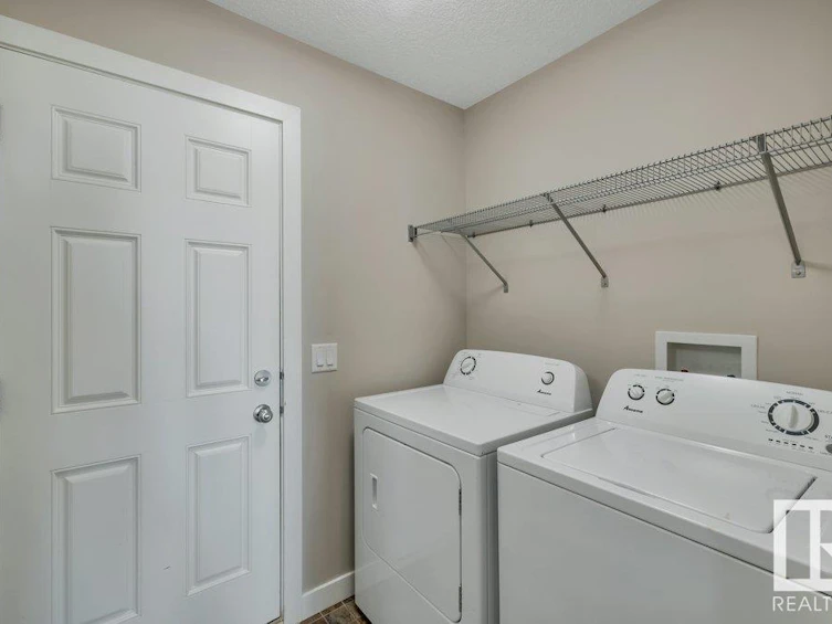 1938 33b Street, Edmonton, AB, T6T 0L3 - 19