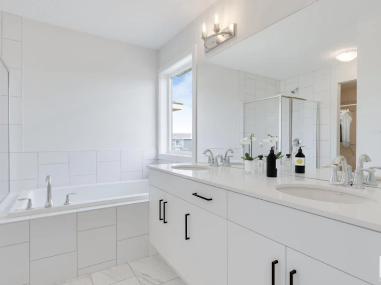 17431 2 Street, Edmonton, AB, T5Y 4G6 - 3