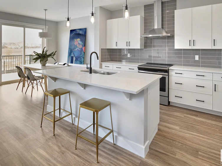 7117 51 Avenue, Beaumont, AB, T4X 0S4 - 7