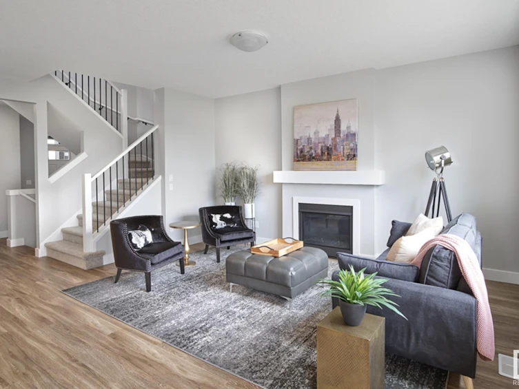 7117 51 Avenue, Beaumont, AB, T4X 0S4 - 8