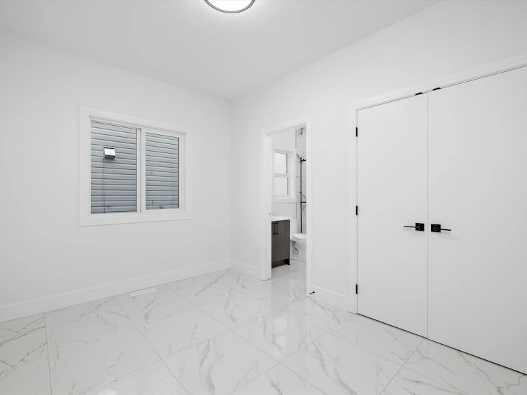 6844 171 Avenue, Edmonton, AB, T5Z 0W2 - 7