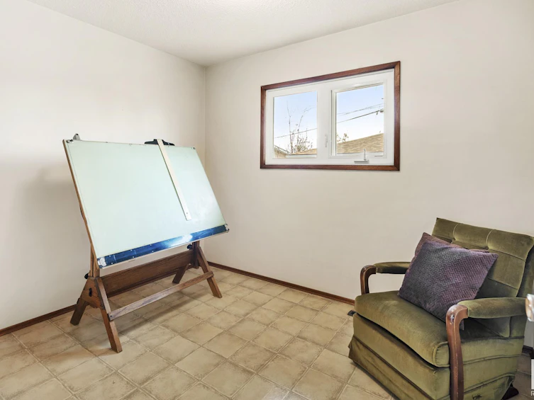 6103 87 Avenue, Edmonton, AB, T6B 0K8 - 14