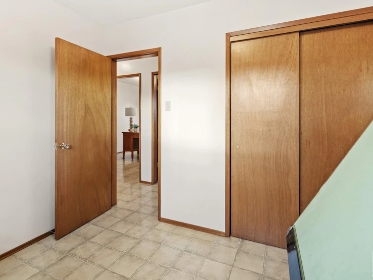 6103 87 Avenue, Edmonton, AB, T6B 0K8 - 15