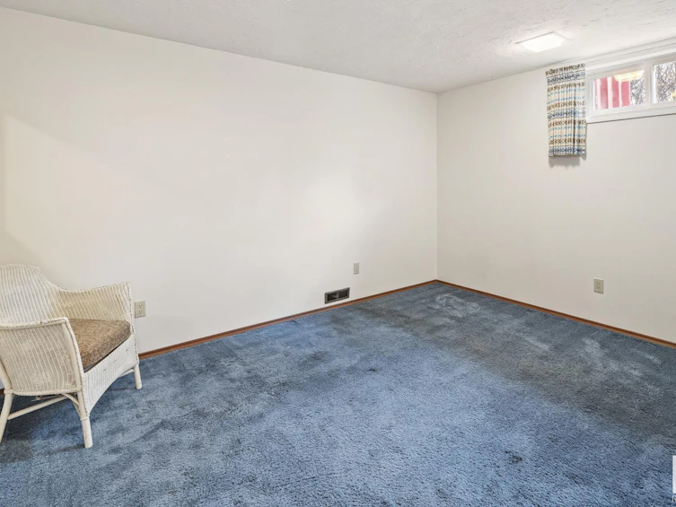 6103 87 Avenue, Edmonton, AB, T6B 0K8 - 25