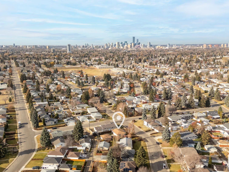 6103 87 Avenue, Edmonton, AB, T6B 0K8 - 40