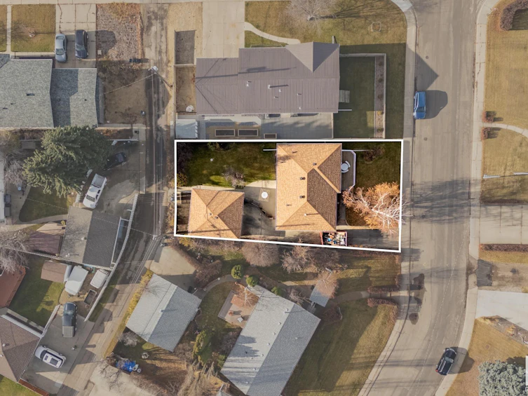 6103 87 Avenue, Edmonton, AB, T6B 0K8 - 41