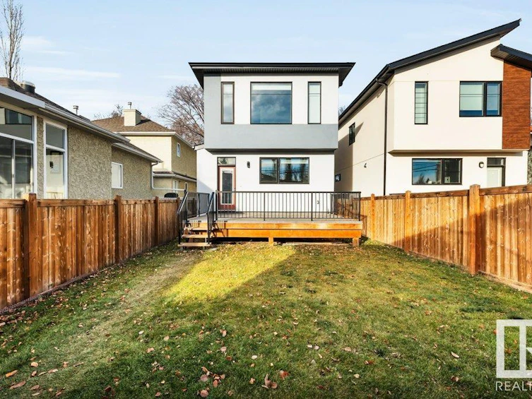 8719 88 Avenue, Edmonton, AB, T6C 1L6 - 56