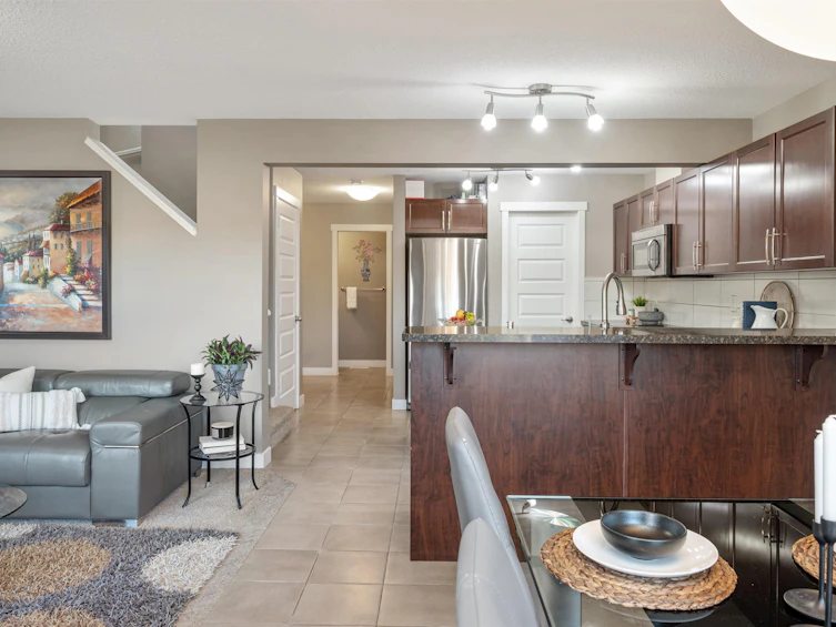 121 51 Street, Edmonton, AB, T6X 0Z7 - 5