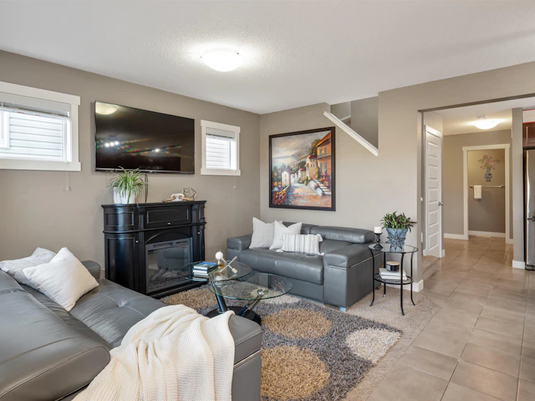 121 51 Street, Edmonton, AB, T6X 0Z7 - 11