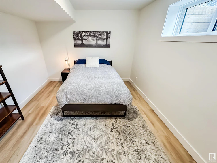 6216 132 Street, Edmonton, AB, T6H 3Y7 - 54