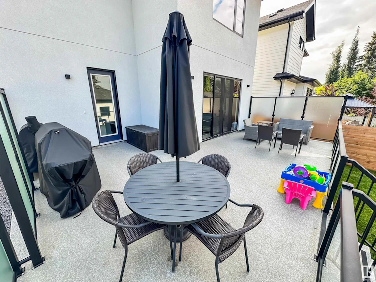 6216 132 Street, Edmonton, AB, T6H 3Y7 - 59
