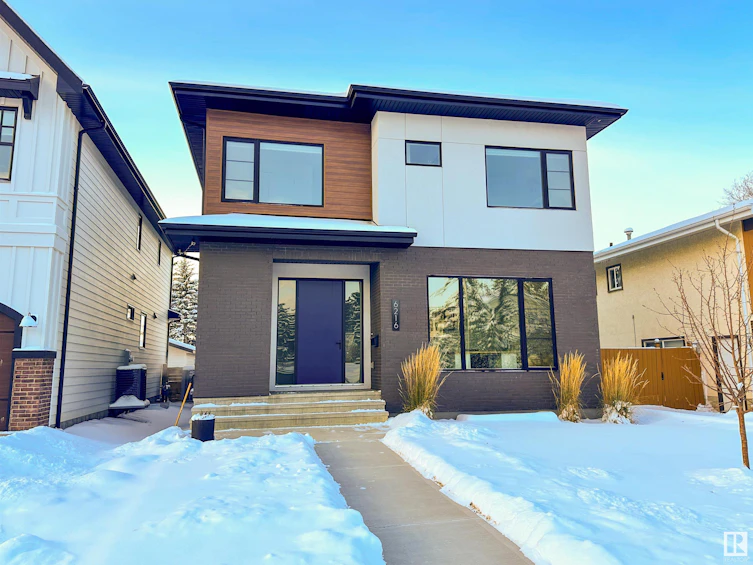 6216 132 Street, Edmonton, AB, T6H 3Y7