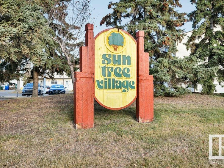 1244 Lakewood Road W, Edmonton, AB, T6K 2X9 - 32