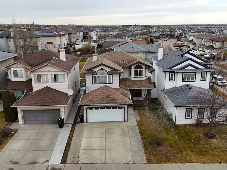 4744 154 Avenue, Edmonton, AB, T5Y 0C2 - 68
