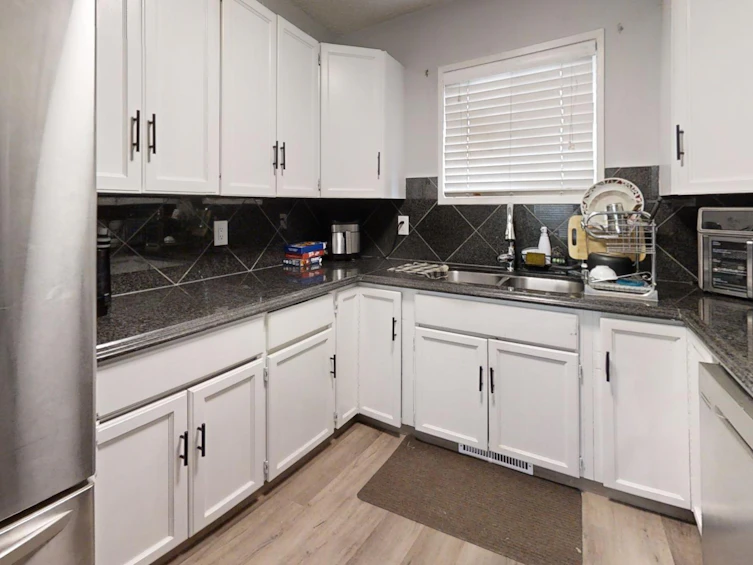 14709 37st, Edmonton, AB, T5Y 2K1 - 14