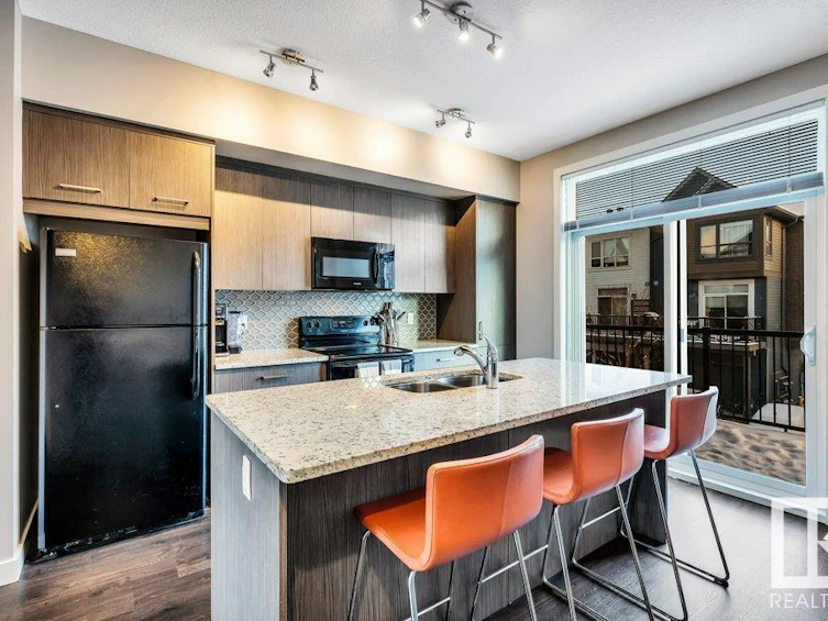 109-2560 Pegasus Boulevard, Edmonton, AB, T5E 6V4 - 9