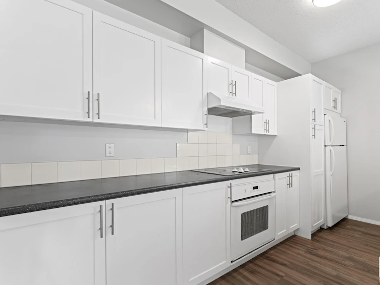 131-10023 110 Street, Edmonton, AB, T5K 1J5 - 4