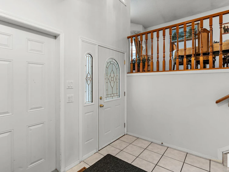 15920 90 Street, Edmonton, AB, T5Z 3J2 - 2