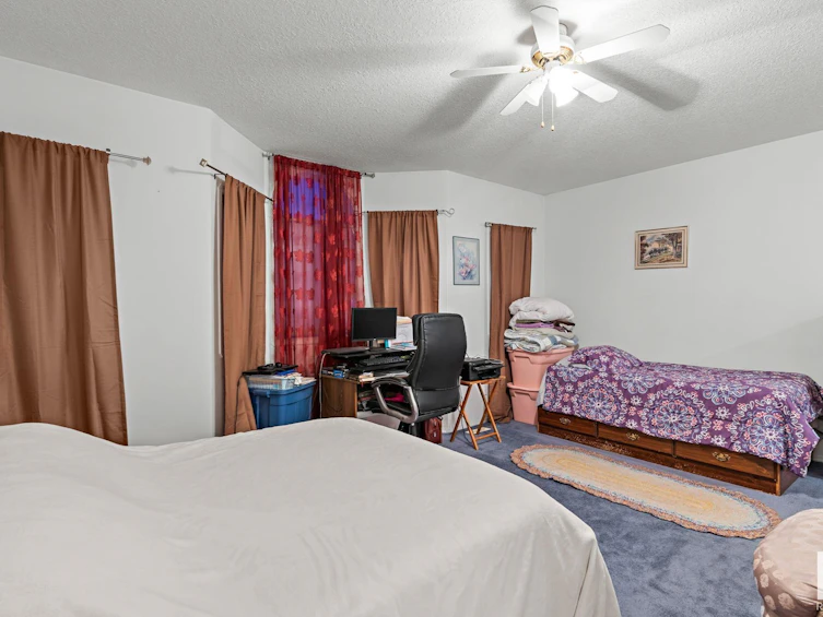 15920 90 Street, Edmonton, AB, T5Z 3J2 - 11