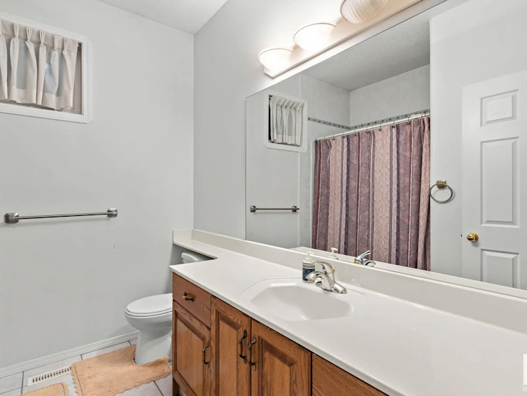 15920 90 Street, Edmonton, AB, T5Z 3J2 - 15