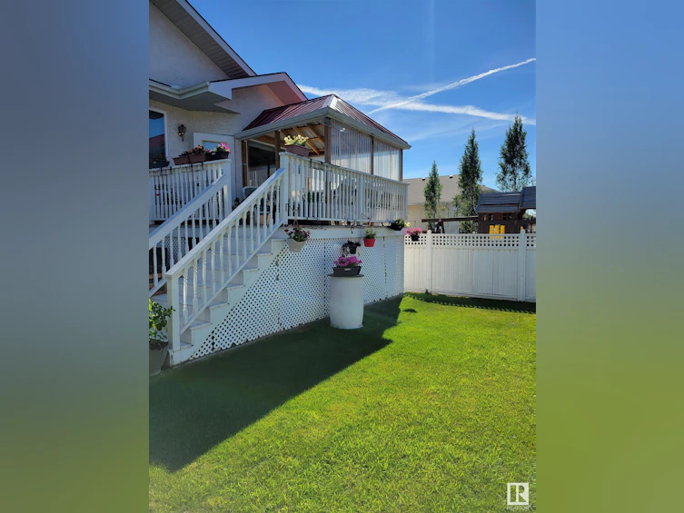 15920 90 Street, Edmonton, AB, T5Z 3J2 - 42