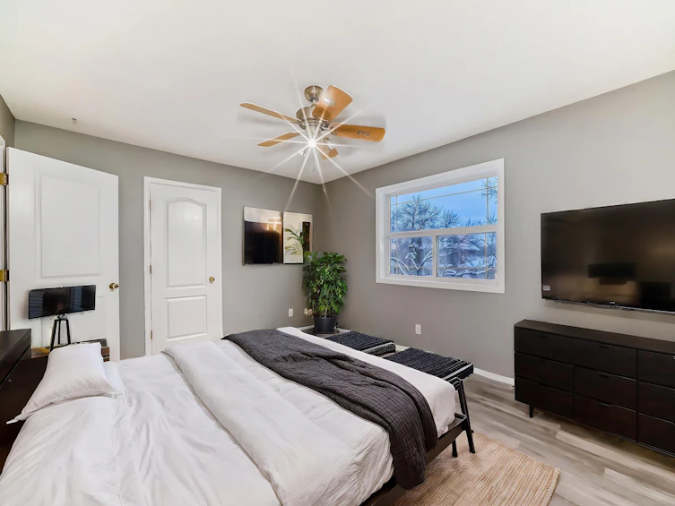 11810 43 Street, Edmonton, AB, T5W 2P4 - 5