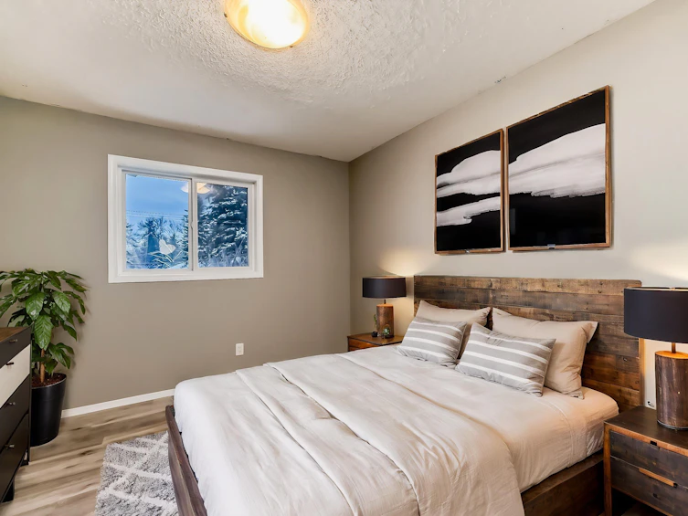 11810 43 Street, Edmonton, AB, T5W 2P4 - 7