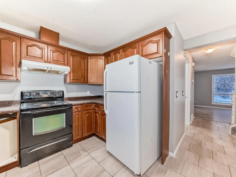 11810 43 Street, Edmonton, AB, T5W 2P4 - 11
