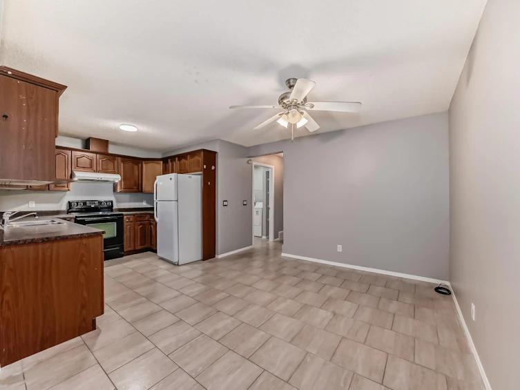 11810 43 Street, Edmonton, AB, T5W 2P4 - 14