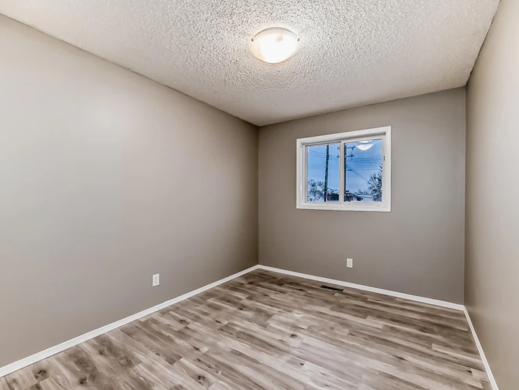 11810 43 Street, Edmonton, AB, T5W 2P4 - 27