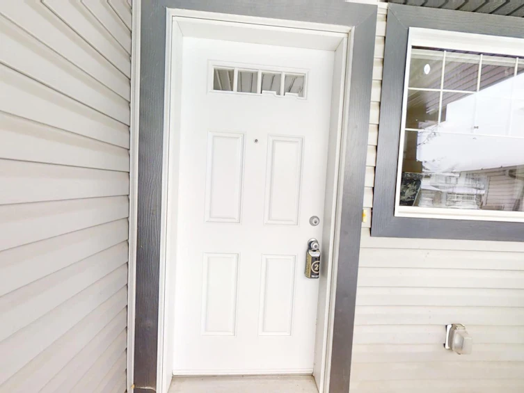 1208 30 Ave, Edmonton, AB, T6T 0V7 - 3