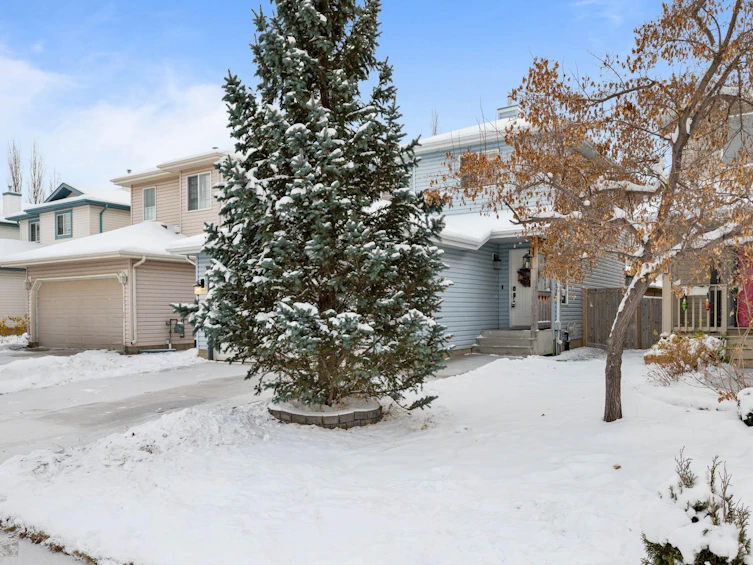 1819 35 Avenue, Edmonton, AB, T6T 1Y9 - 3