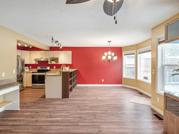 1819 35 Avenue, Edmonton, AB, T6T 1Y9 - 13