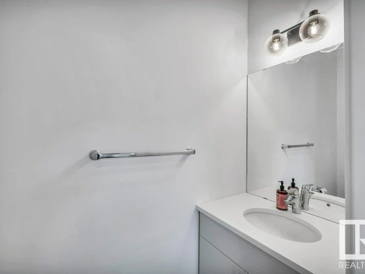 20738 99b Avenue, Edmonton, AB, T5T 7N2 - 17