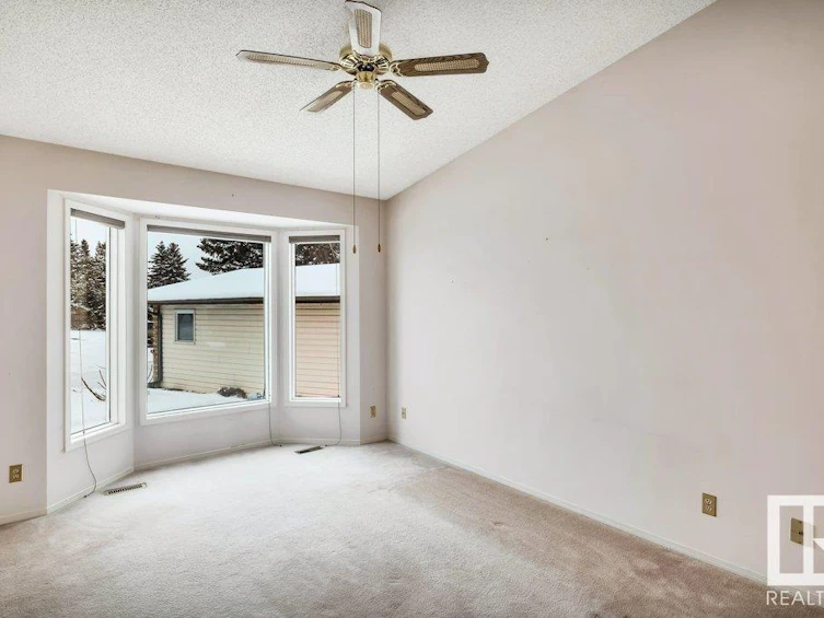 1219 56 Street, Edmonton, AB, T6L 2B2 - 8