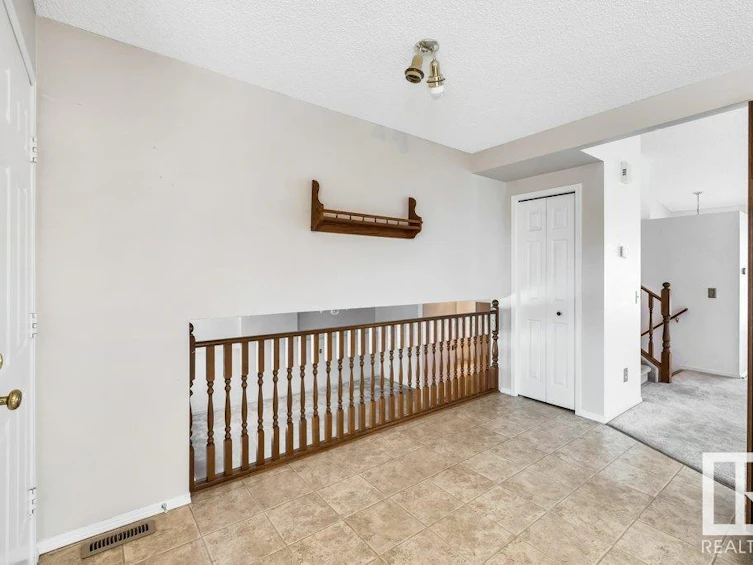 1219 56 Street, Edmonton, AB, T6L 2B2 - 16