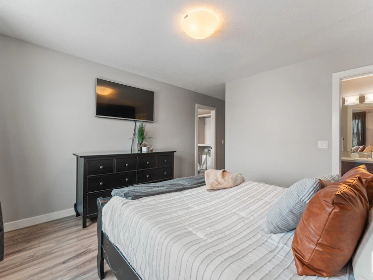 6618 Cardinal Road, Edmonton, AB, T6W 1Y9 - 23