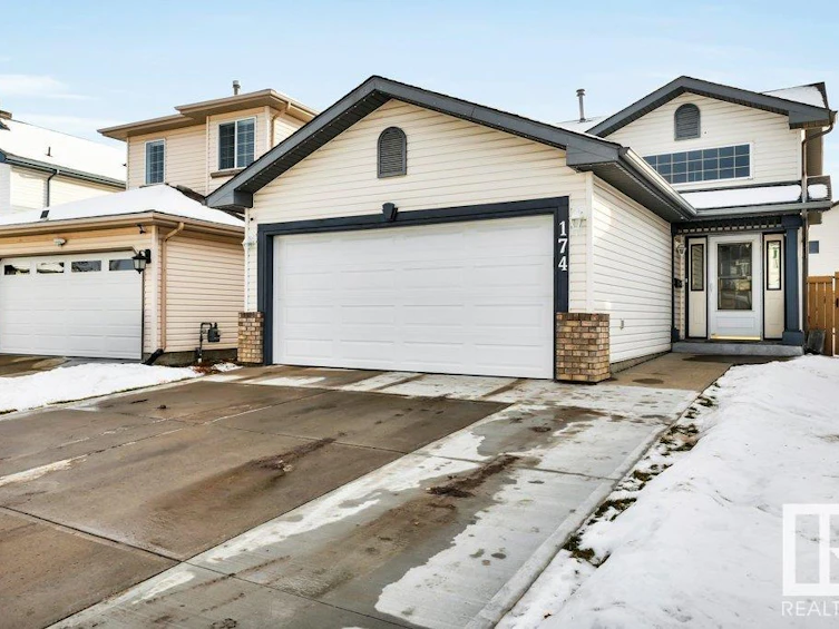 174 Ward Crescent, Edmonton, AB, T6T 1M6 - 3