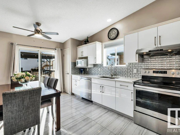 174 Ward Crescent, Edmonton, AB, T6T 1M6 - 13