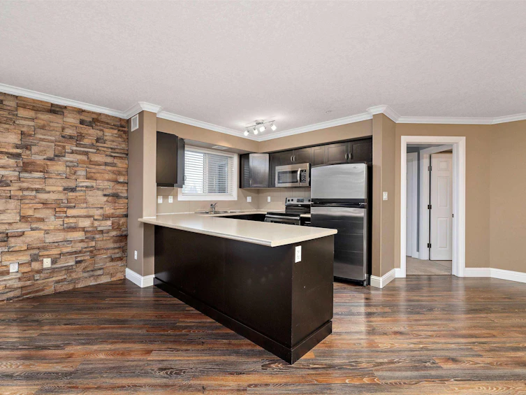 315-14604 125 Street, Edmonton, AB, T5X 0B4 - 13