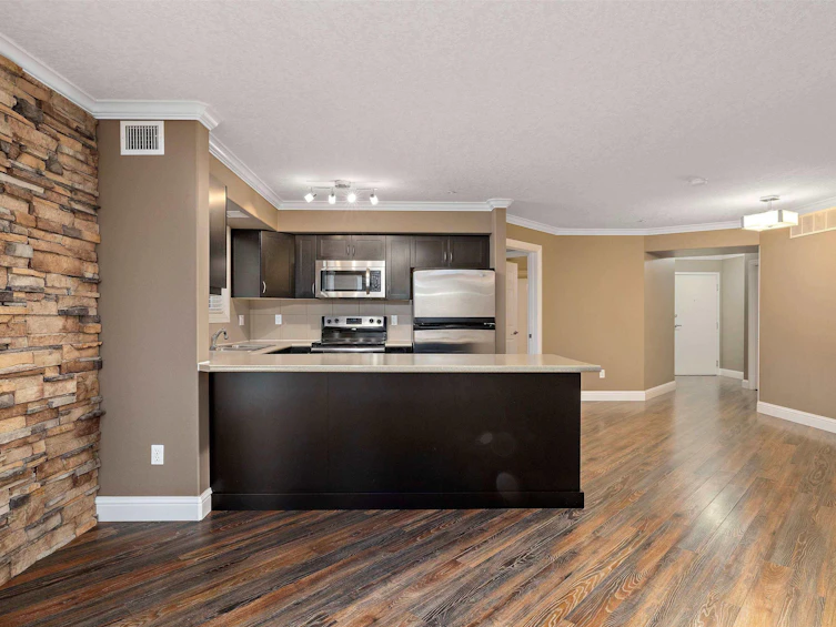 315-14604 125 Street, Edmonton, AB, T5X 0B4 - 14