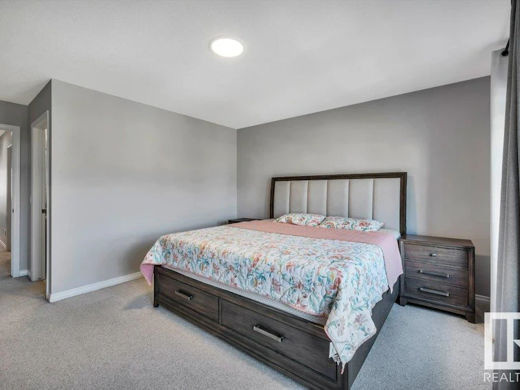 9621 230 Street, Edmonton, AB, T5T 7R3 - 24