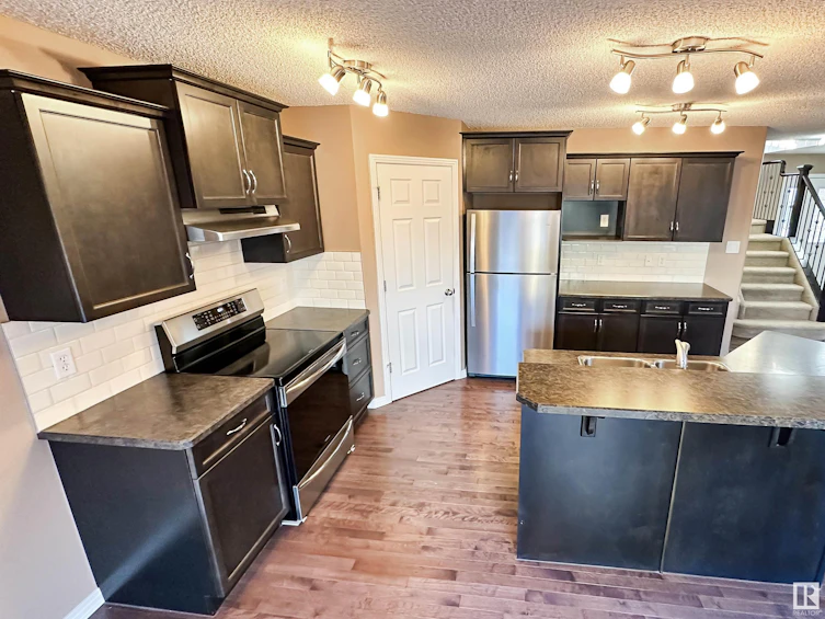 2360 Hagen Link, Edmonton, AB, T6R 3L5 - 11