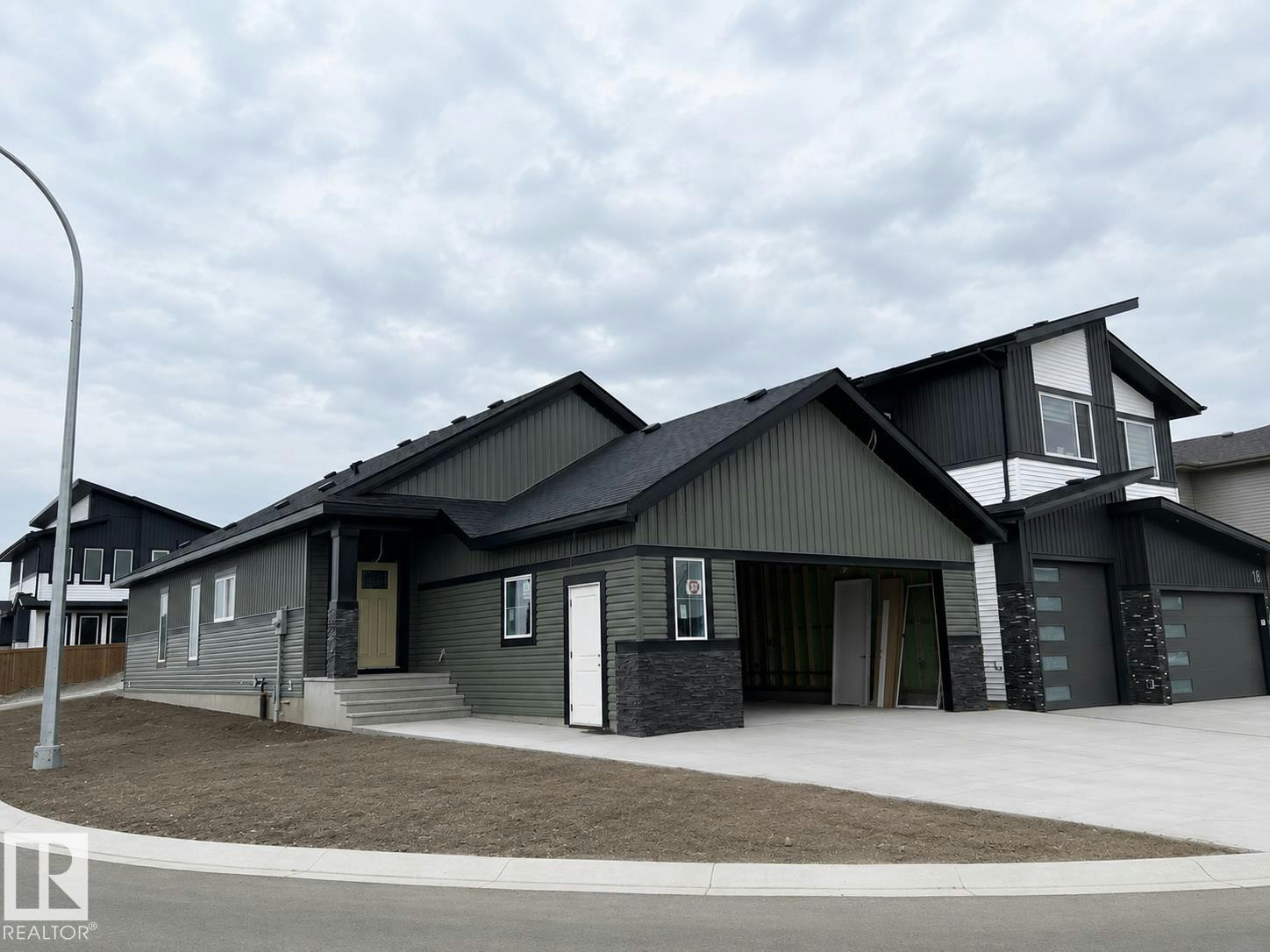 22 Mockingbird Crescent, Fort Saskatchewan, AB, T8L 1P3