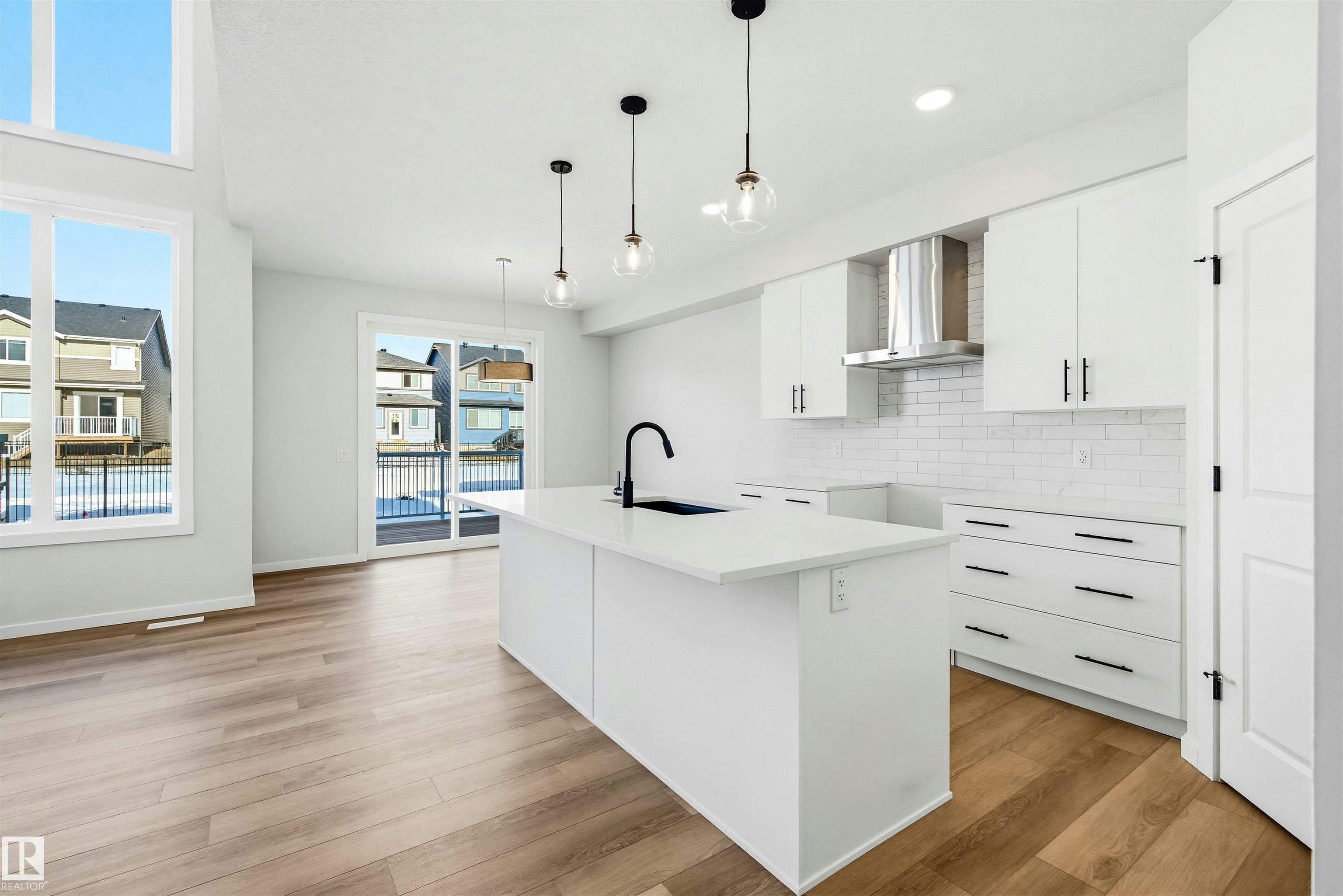 22812 82 Avenue, Edmonton, AB, T5T 7X9