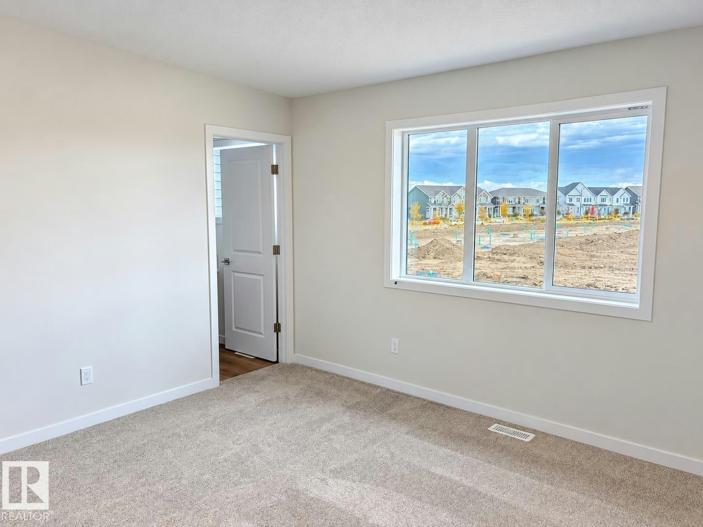 5317 Hawthorn Close, Edmonton, AB, T6X 2Y7 - 5