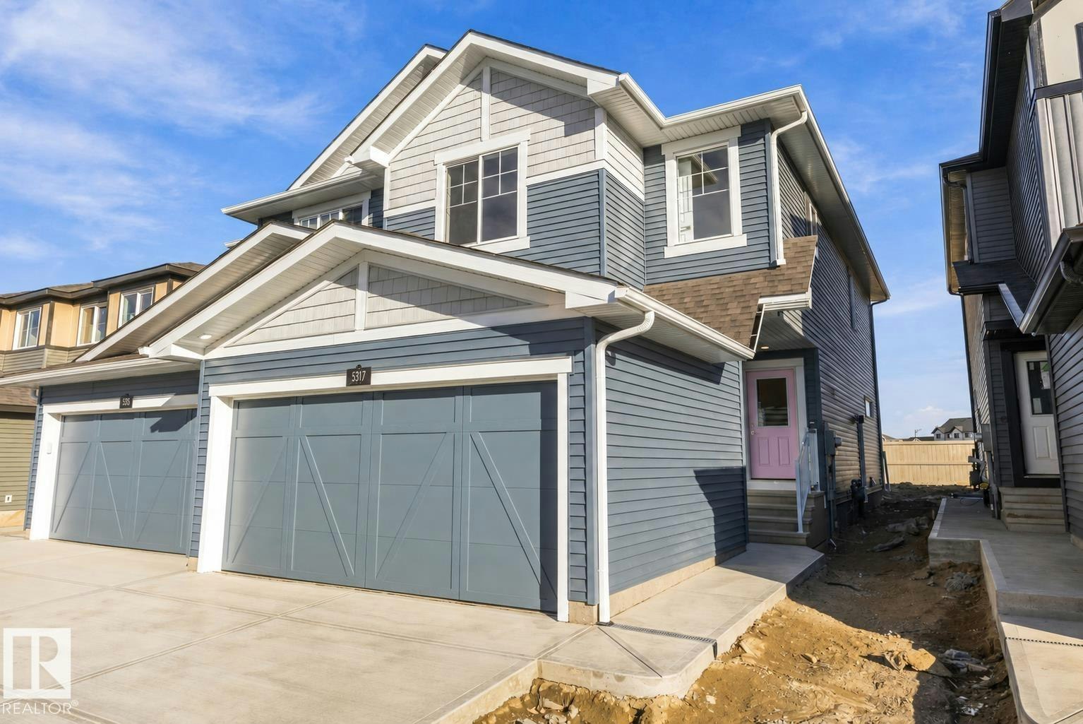 5317 Hawthorn Close - 2
